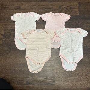 Burt’s Bees Onesies 0-3 Month Pink White & Peach Baby Girl Short Sleeve 4 pack